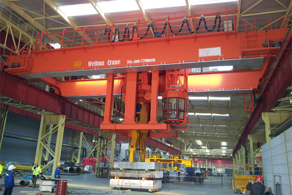 Overhead Crane with Clamps