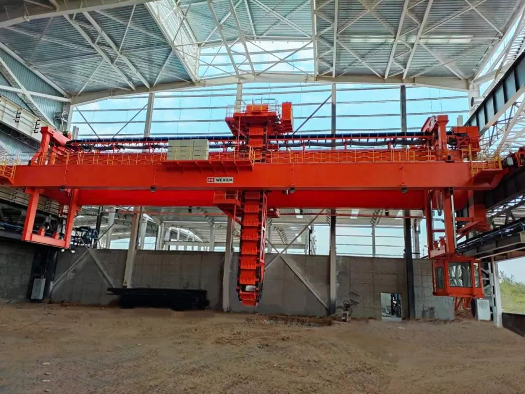 600T-BULK-Material-Material-Mandling-Bucket-Overhead-Crane