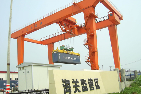 container-crane