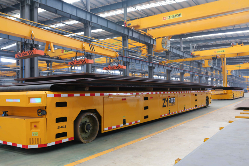 Insulated overhead crane