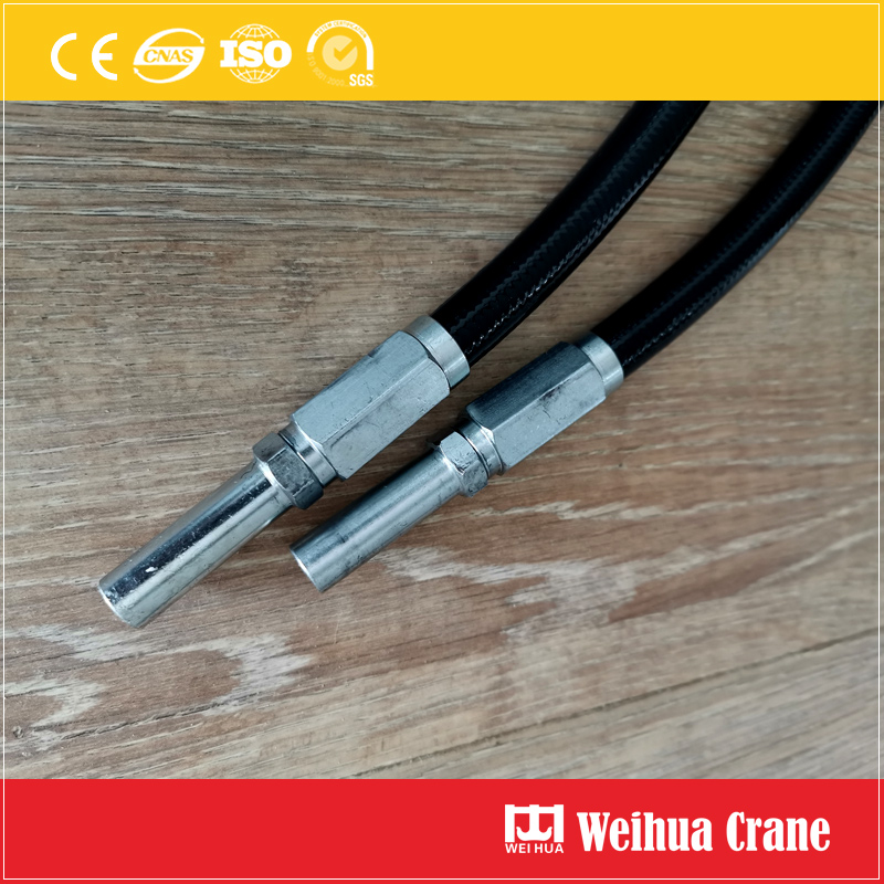 crane-steel-wheel-Lubricating-pipe