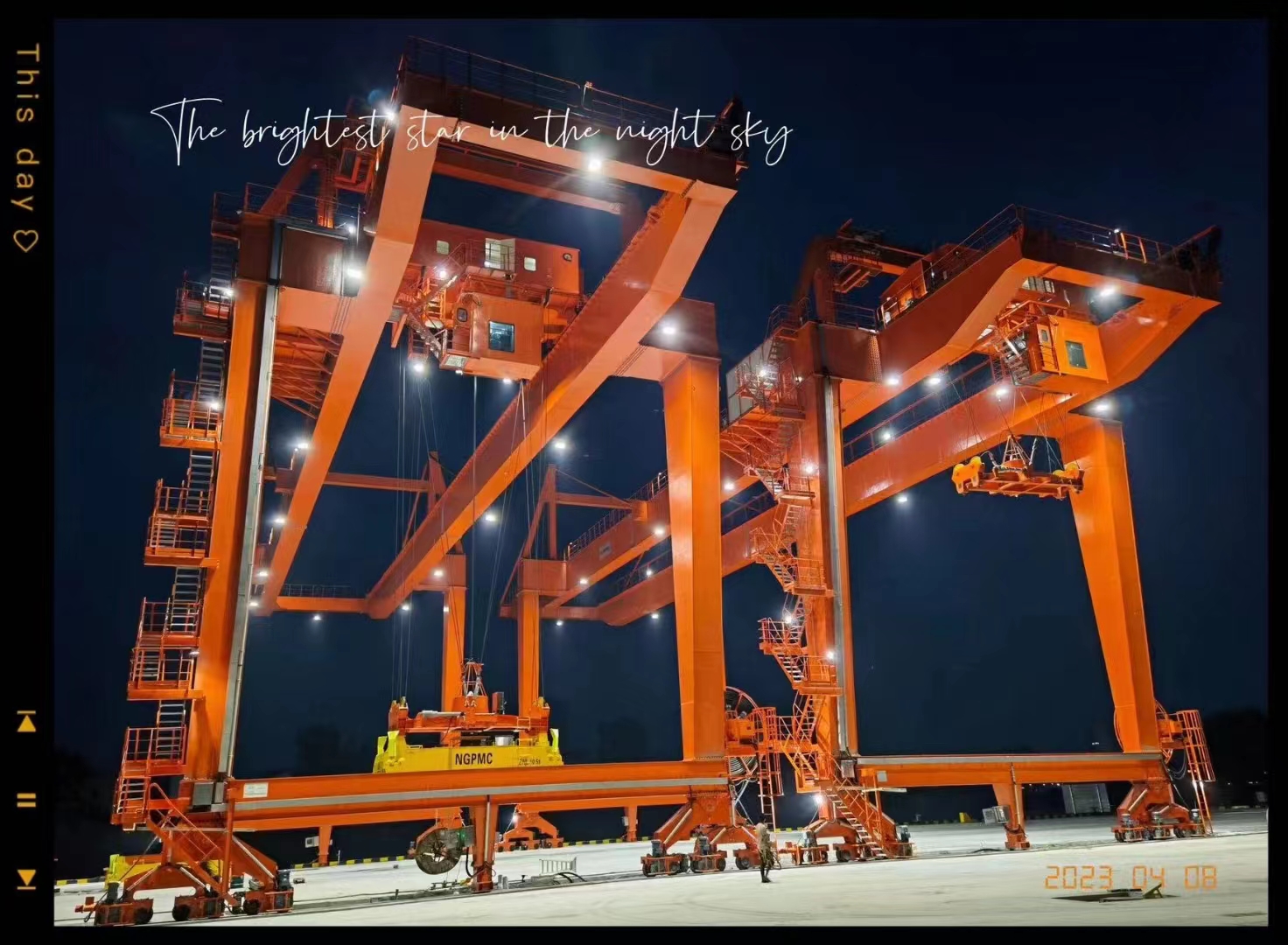 rmg-crane-for-container-lift