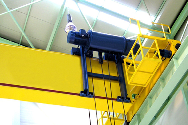 Side-Mounted-Hoist-Crane