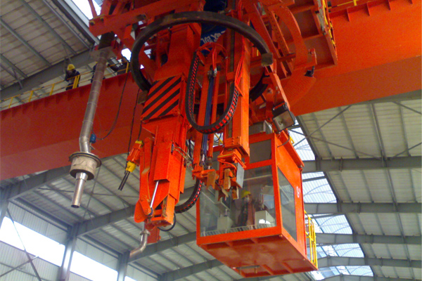 Crane for Electrolytic Aluminum