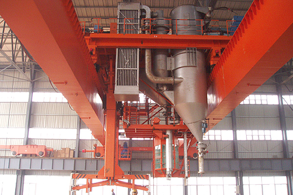 Multifunction Crane for Electrolytic Aluminum