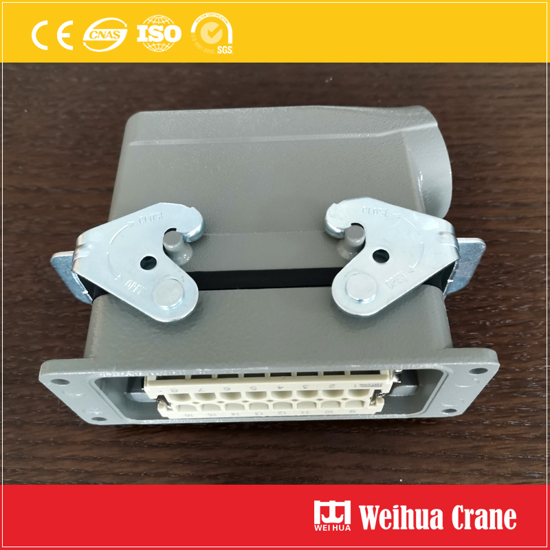 Crane Aviation Plug