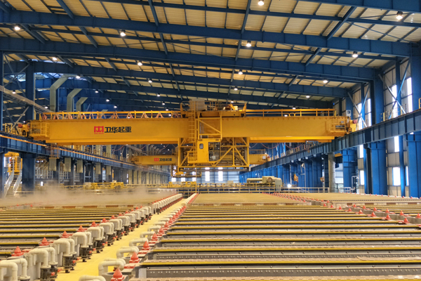 Insulated overhead crane