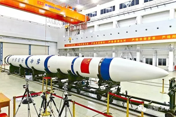 100t-rocket-assembly-crane