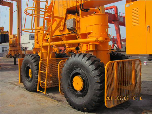 rubber-tired-gantry-crane