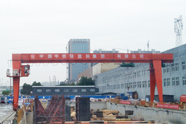 metro-construction-gantry-crane