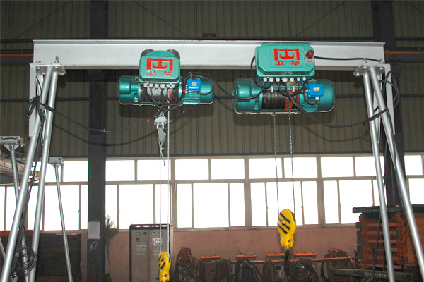 movable-gantry-crane-wire-hoist