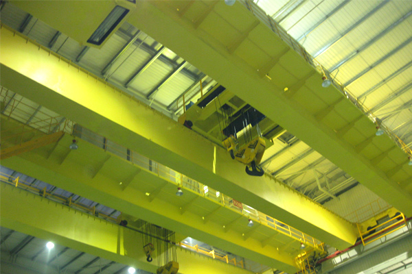 overhead-running-crane