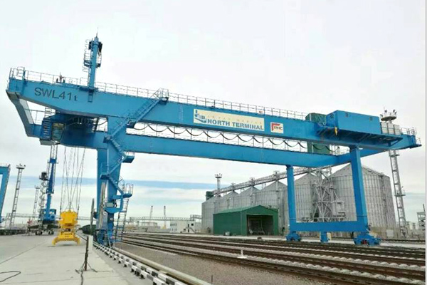 railway-container-gantry-crane