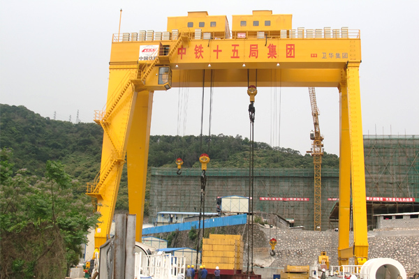 tunnel-project-gantry-crane-600t