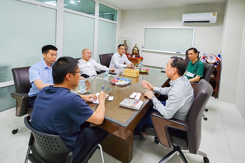 10-Meet with Thailand's largest steel mill trader.jpg